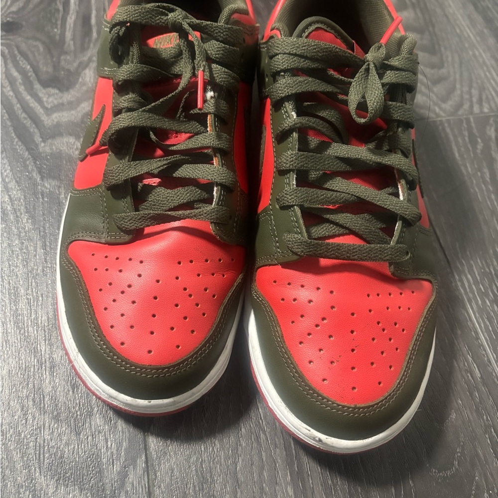 Nike dunks Olive and Crimson Sneakers